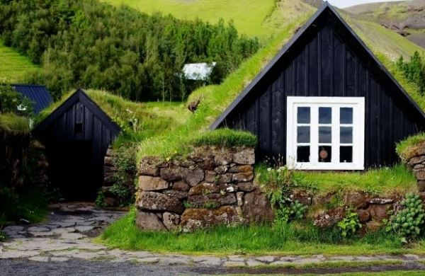 <br />
10 фактов об одной из самых счастливых стран мира — Исландии<br />
